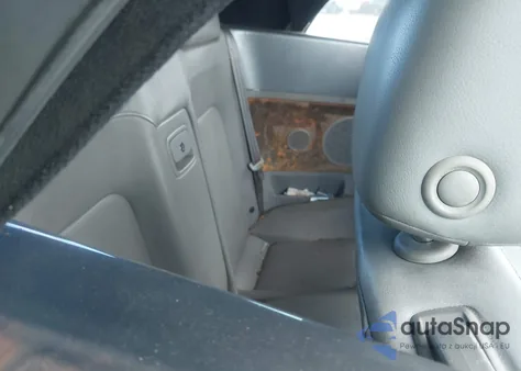 2004 Volkswagen New Beetle Gls 1.8T z USA, uszkodzony, nr VIN 3VWCD31Y44M310479